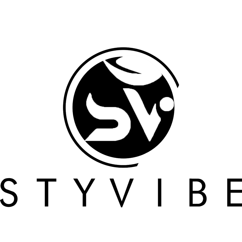 Styvibe Men Navy White And Maroon Colourblock Round Neck Full Sleeve T 