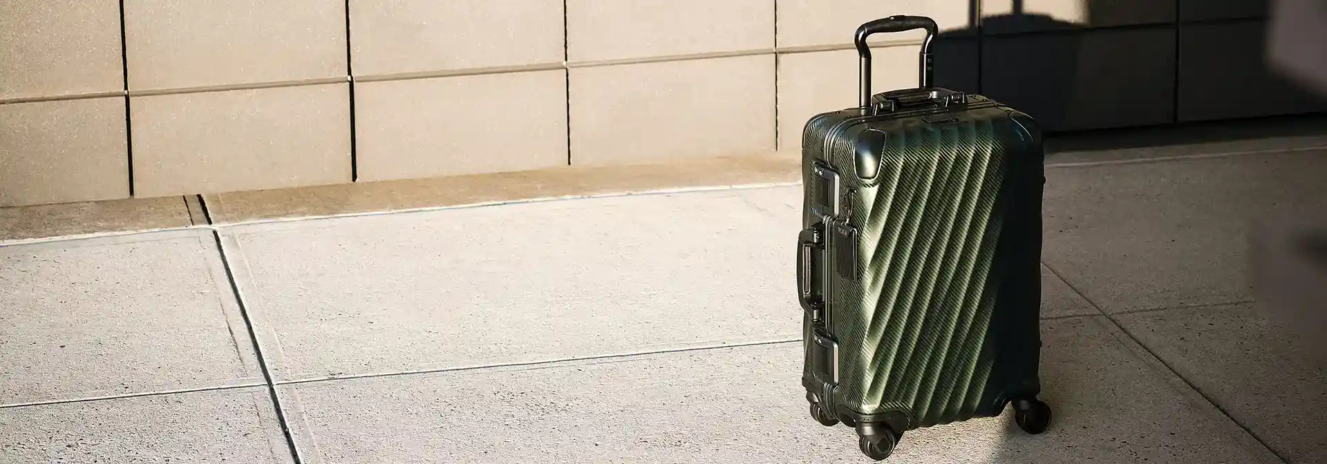 TUMI India Official Site | Luggage, Backpacks, Bags || Tumi©