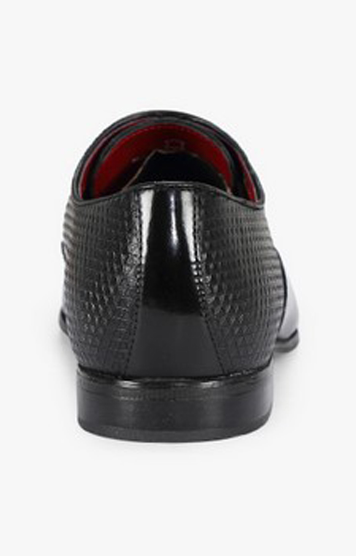 Black Casual Lace-ups