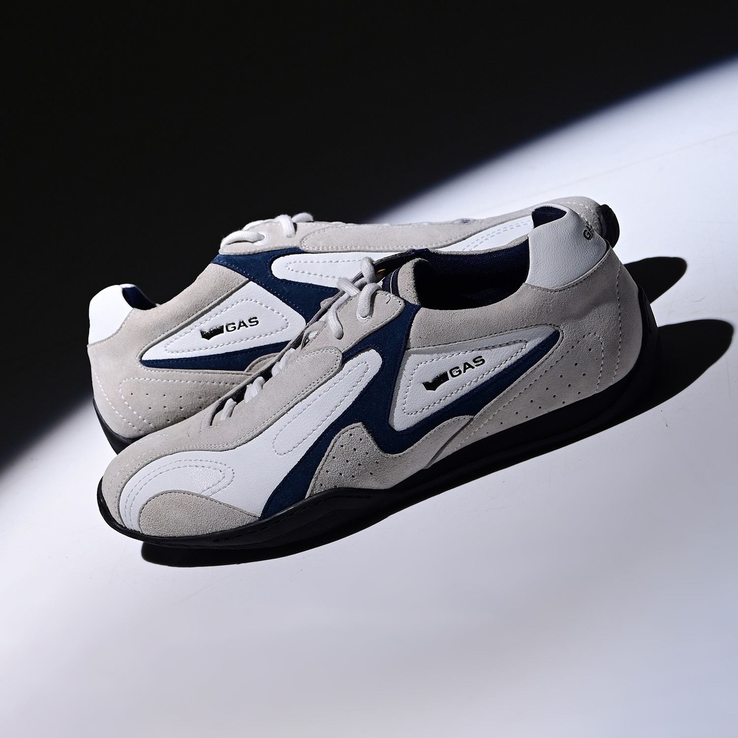 Men Drift-X Navy Casual Sneakers
