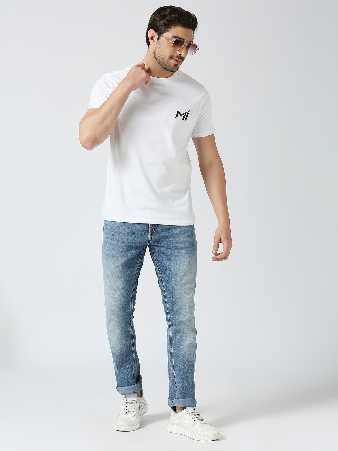 MI: Men White Infographic Printed Half Sleeves Round Neck Cotton T-Shirt