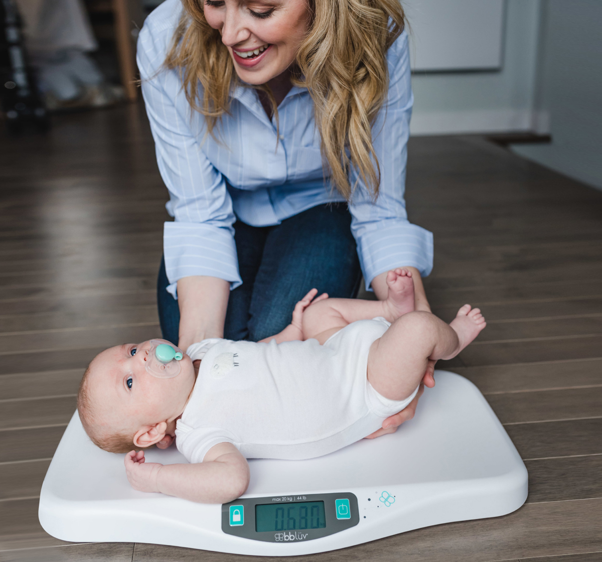 Baby cheap scales mothercare