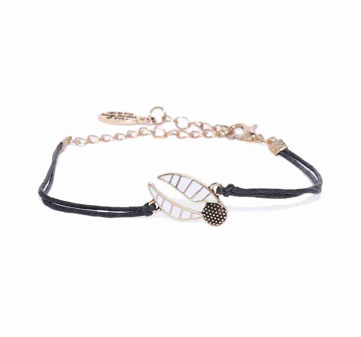 https://cdn.fynd.com/v2/falling-surf-7c8bb8/fyprod/wrkr/products/pictures/item/free/original/000000000491489437/kDIgVZT_Hte-491489437-2.jpg