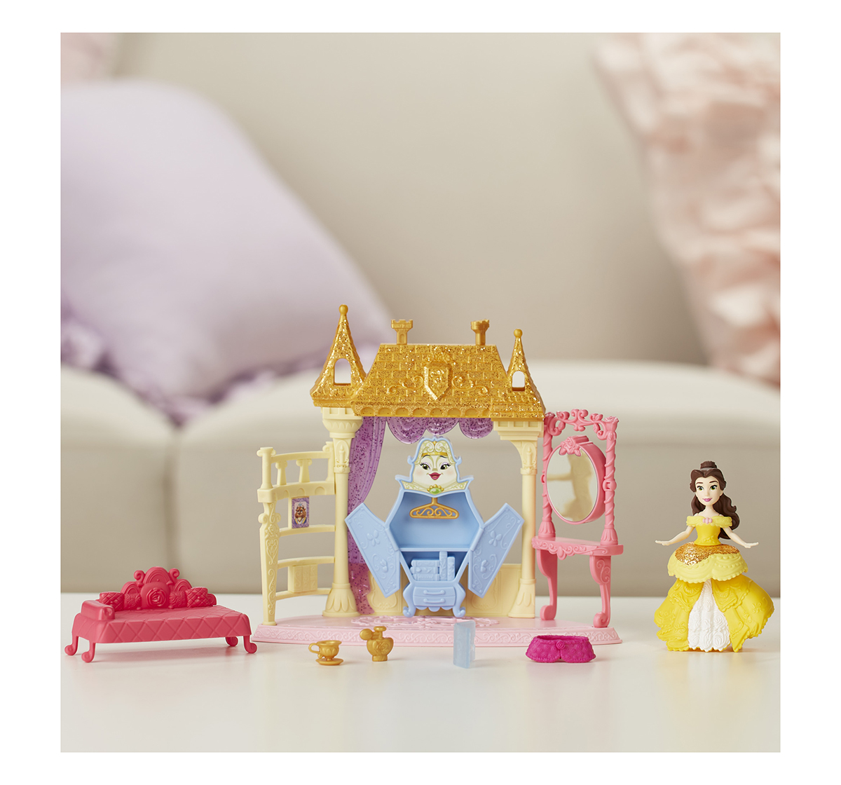 Disney Princess Royal Chambers Playset And Belle Doll & Accessories for Girls age 3Y+