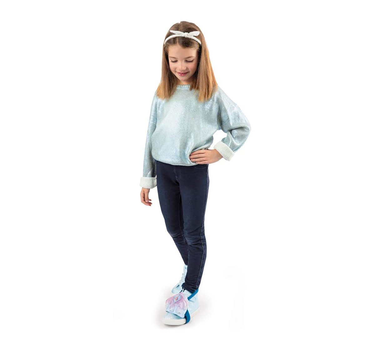 https://cdn.fynd.com/v2/falling-surf-7c8bb8/fyprod/wrkr/products/pictures/item/free/original/000000000491603740/mKh_wg9iXK-491603740-4.jpg
