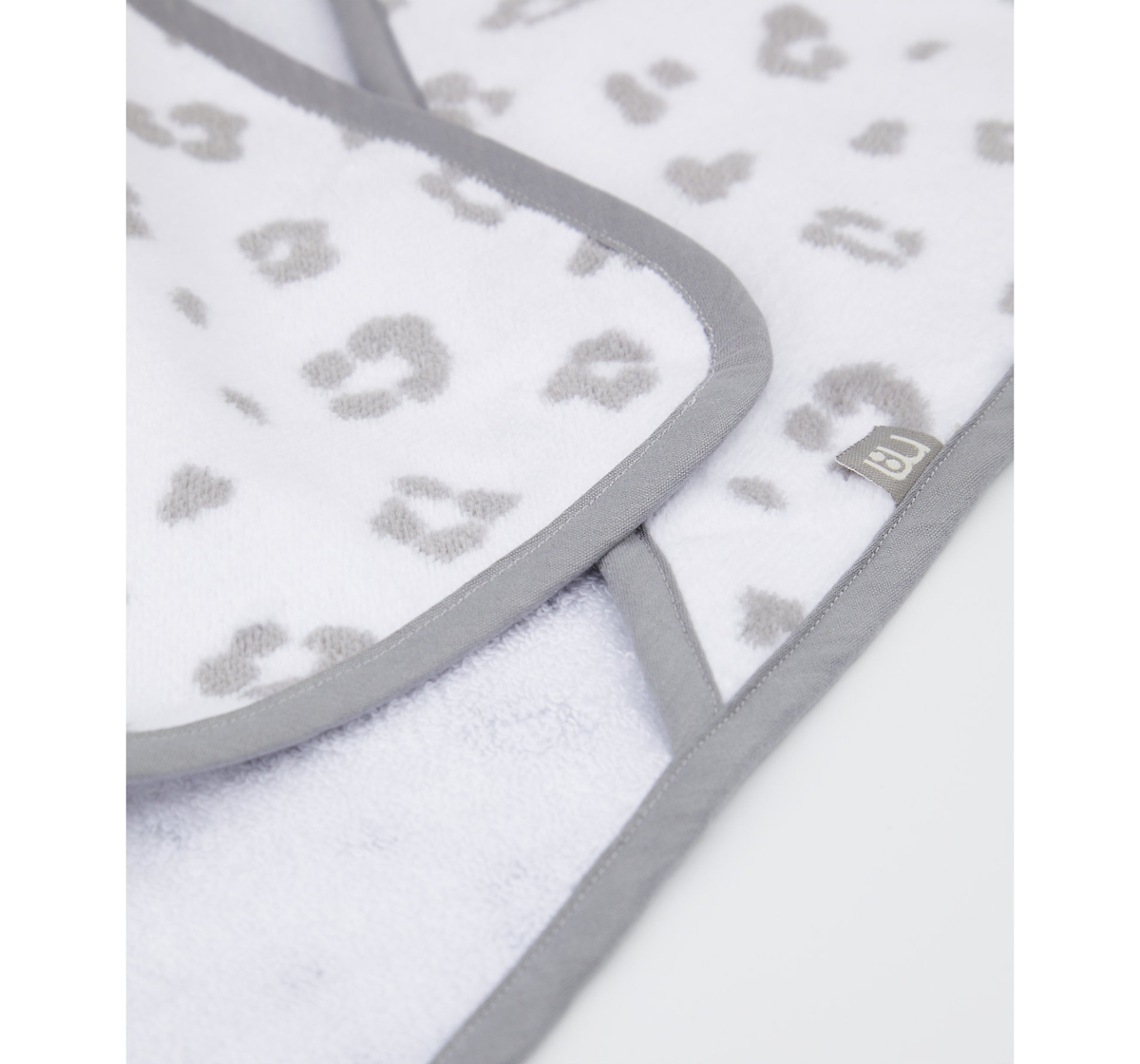 Mothercare | Mothercare Character Cuddle n Dry Towel Leopard Print White 1
