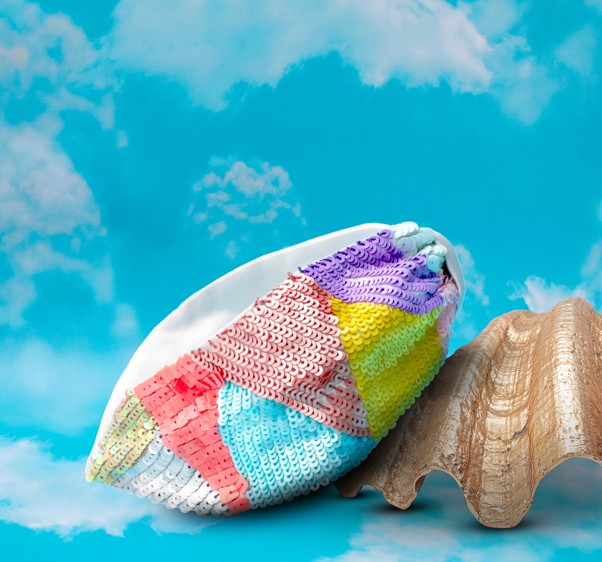 https://cdn.fynd.com/v2/falling-surf-7c8bb8/fyprod/wrkr/products/pictures/item/free/original/000000000492363505/niJVq5rOpO-492363505-1.jpg
