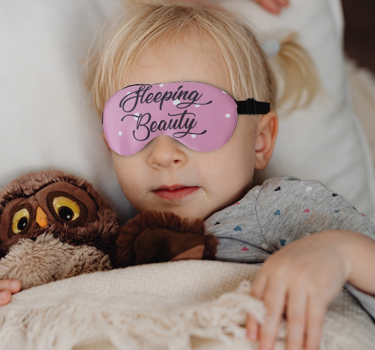 Luvley Sleeping Beauty Eye Mask Comfortable And Durable Eye Cover Multicolour 3Y+