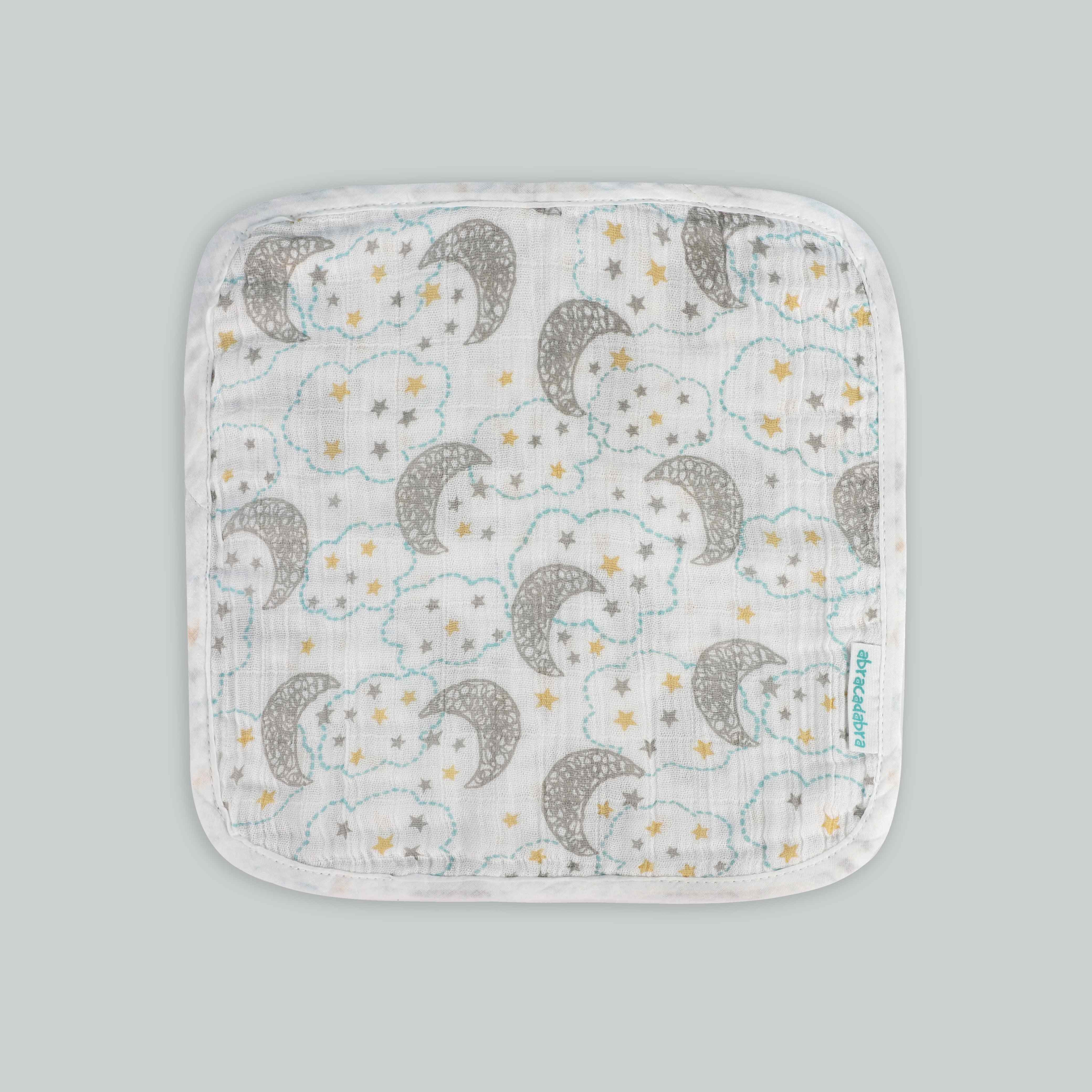 https://cdn.fynd.com/v2/falling-surf-7c8bb8/fyprod/wrkr/products/pictures/item/free/original/000000000492411561/OACzgv_jt-ABRA1665-4.jpg