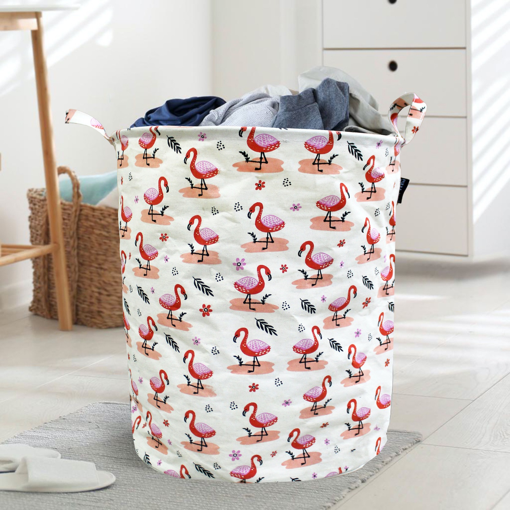 https://cdn.fynd.com/v2/falling-surf-7c8bb8/fyprod/wrkr/products/pictures/item/free/original/000000000492412240/AkmVwEGoQe-LBFL27-1.jpg
