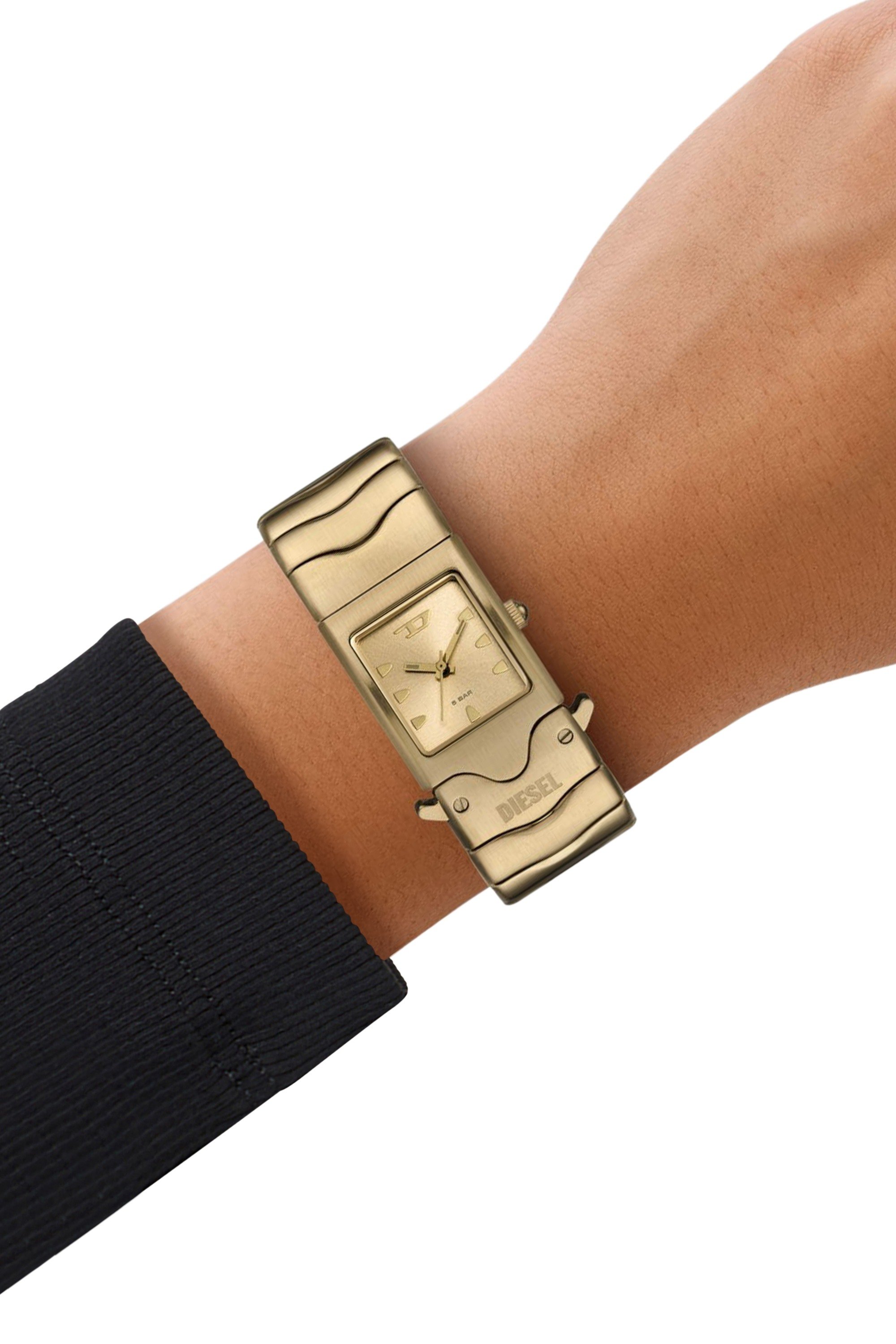 Gold DZ2223- Diesel Closer Three-Hand Gold-Tone Stainless Steel Watch