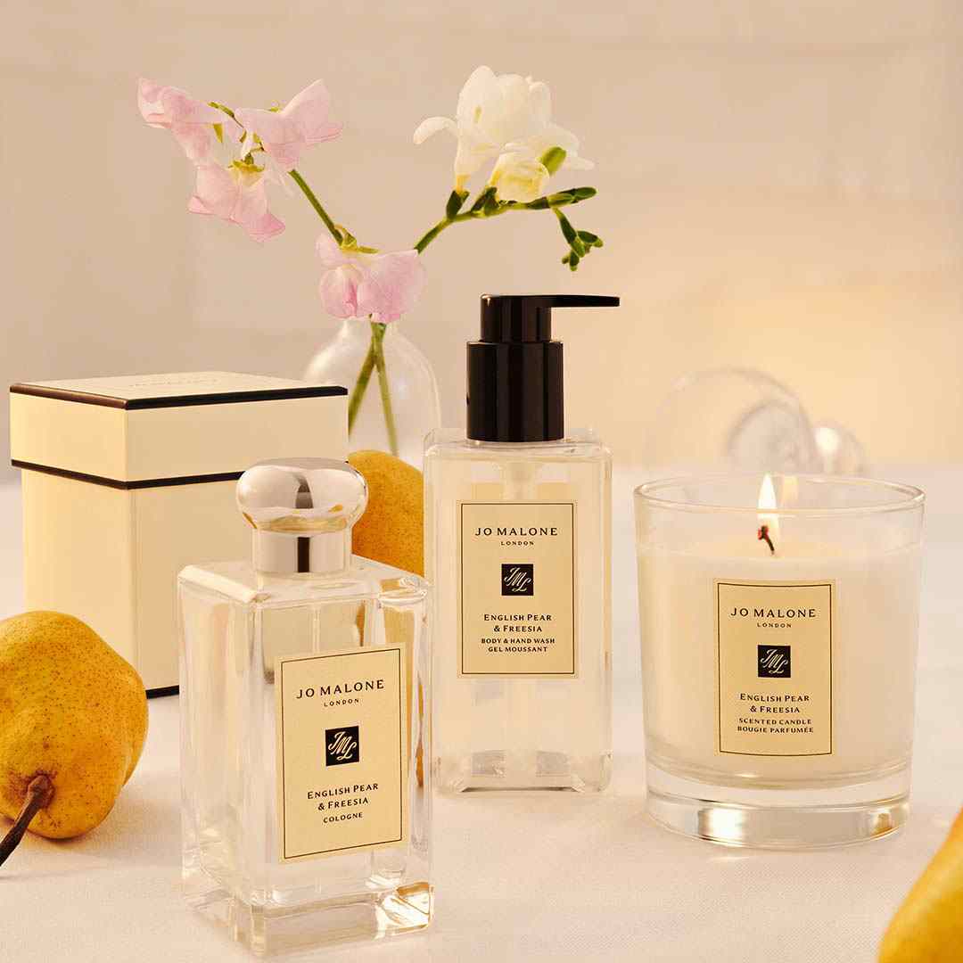 JO MALONE English Pear & Freesia キャンドル新品 English Pear & Freesia Candle • 1.8in