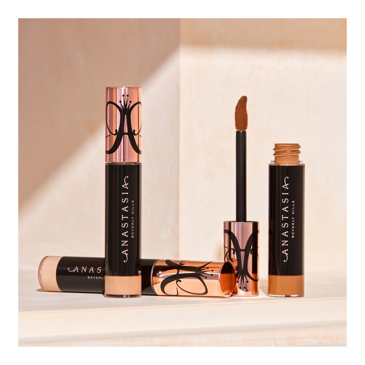Magic Touch Concealer • 15