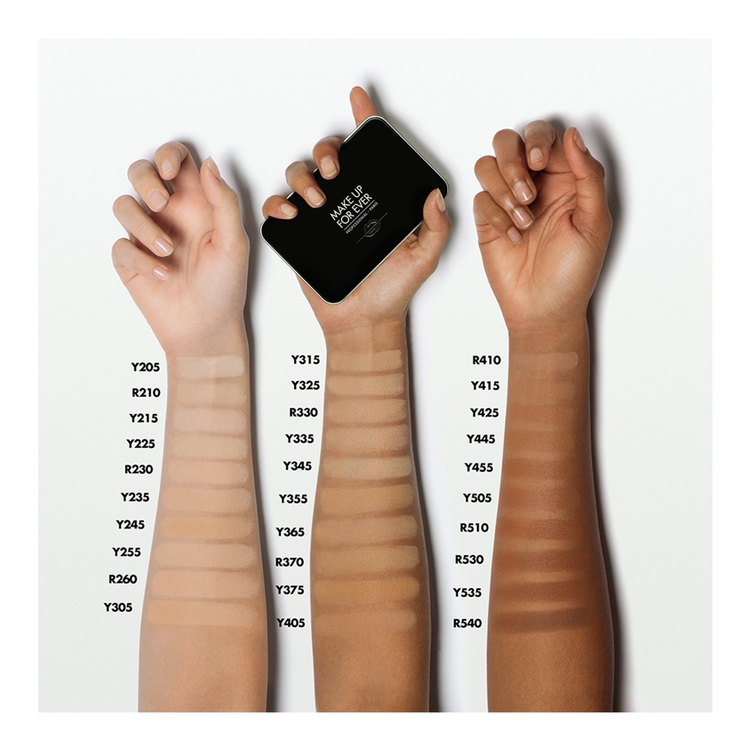 Matte Velvet Skin Blurring Powder Foundation • Y365 Desert
