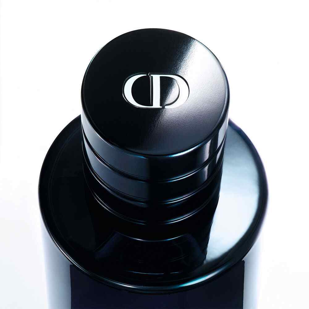 Sauvage Eau De Toilette • 100ml