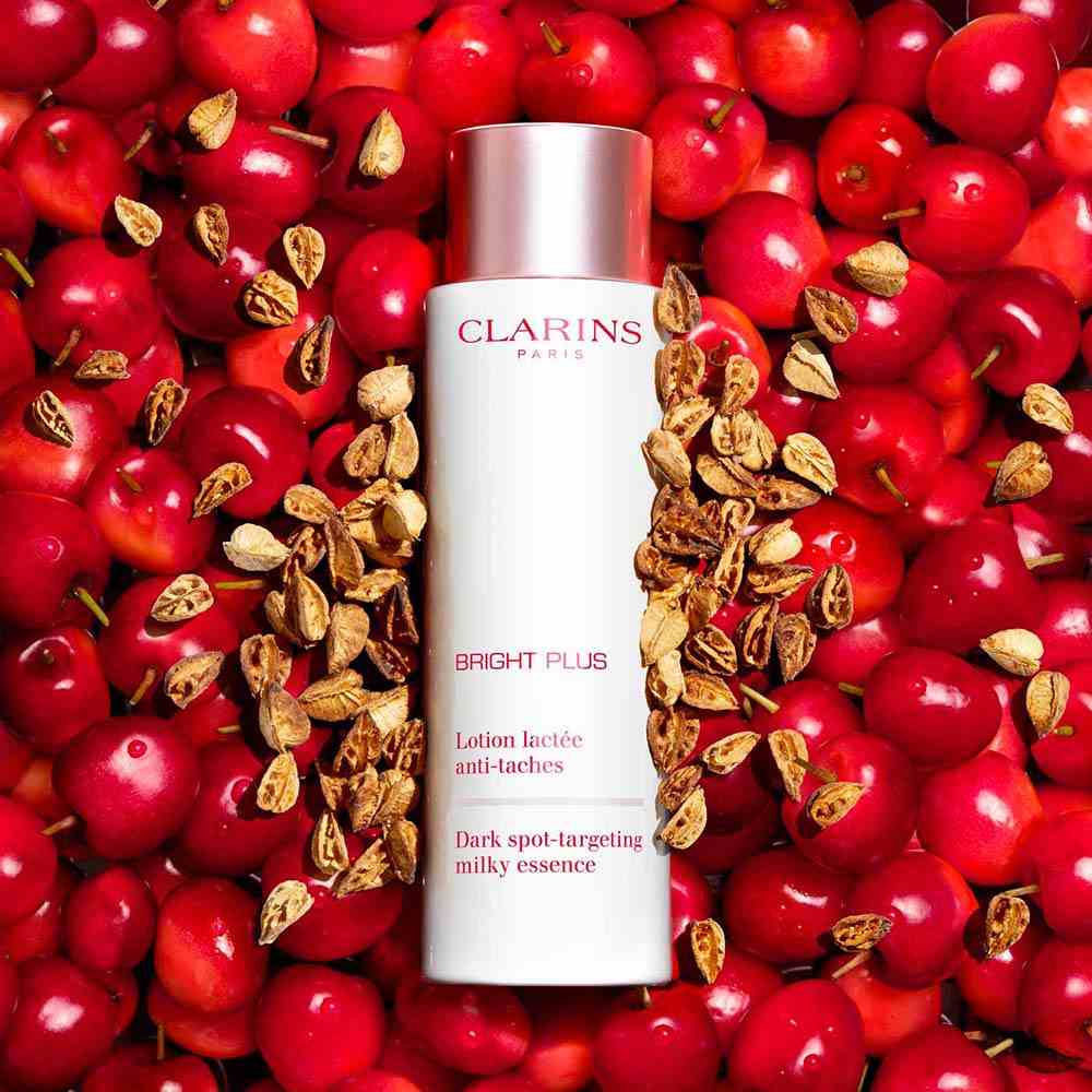 Bright Plus Dark Spot-Targeting Milky Essence • 200ml