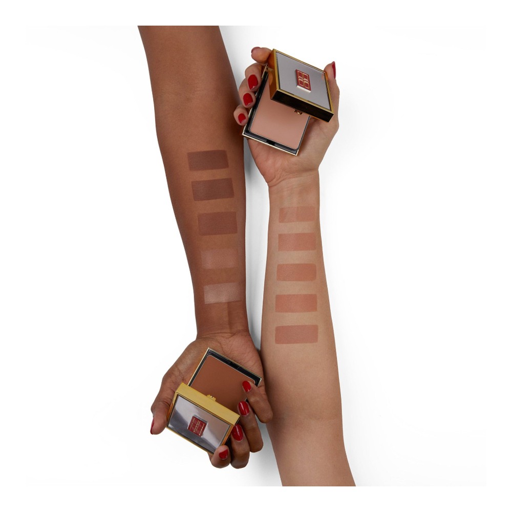Flawless Finish Sponge-On Cream Makeup • Perfect Beige