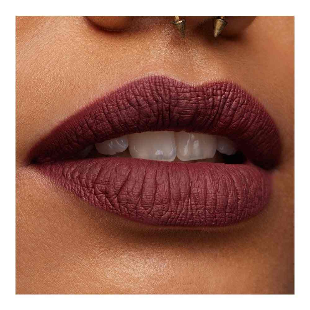 Liquid Matte Ultra-Comfort Transfer-Proof Lipstick • First Class
