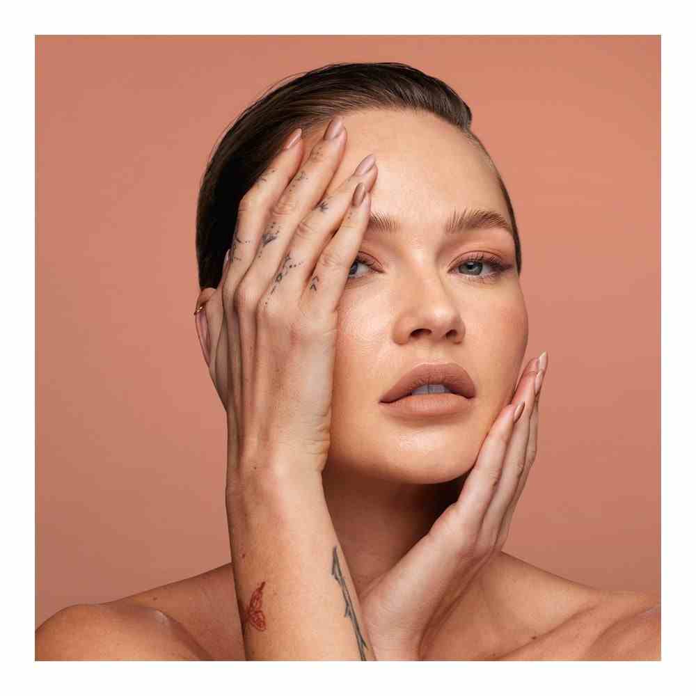 Liquid Matte Ultra-Comfort Transfer-Proof Lipstick • Sugar Boo