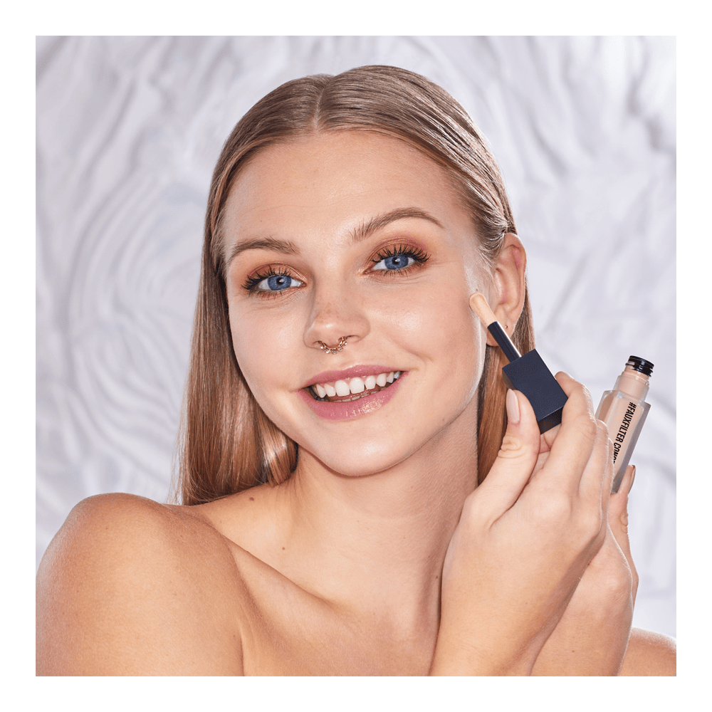 Fauxfilter Luminous Matte Liquid Concealer • Coconut Flakes 2.7 Neutral