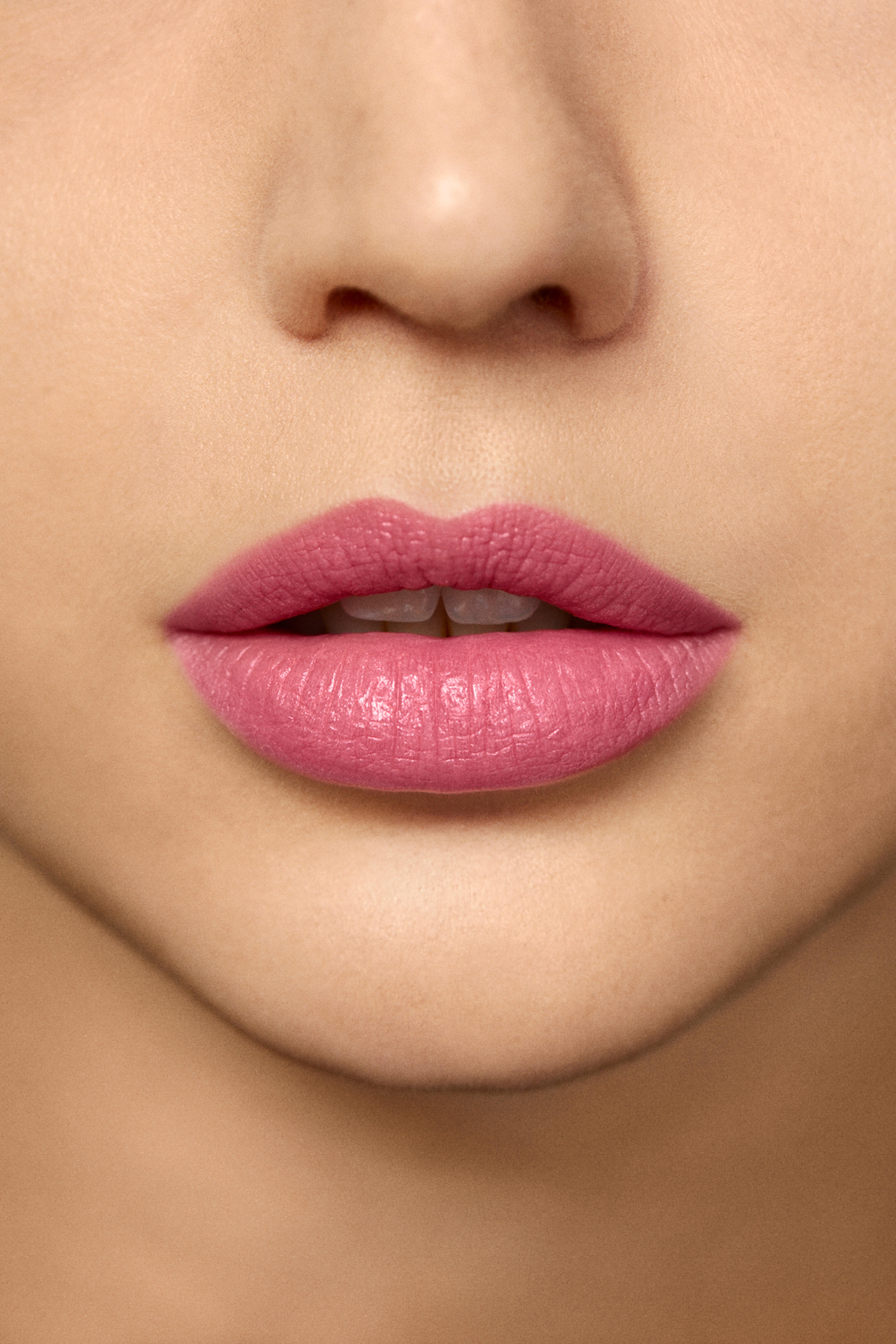 Rouge Essentiel Silky Creme Lipstick • Blush Pink