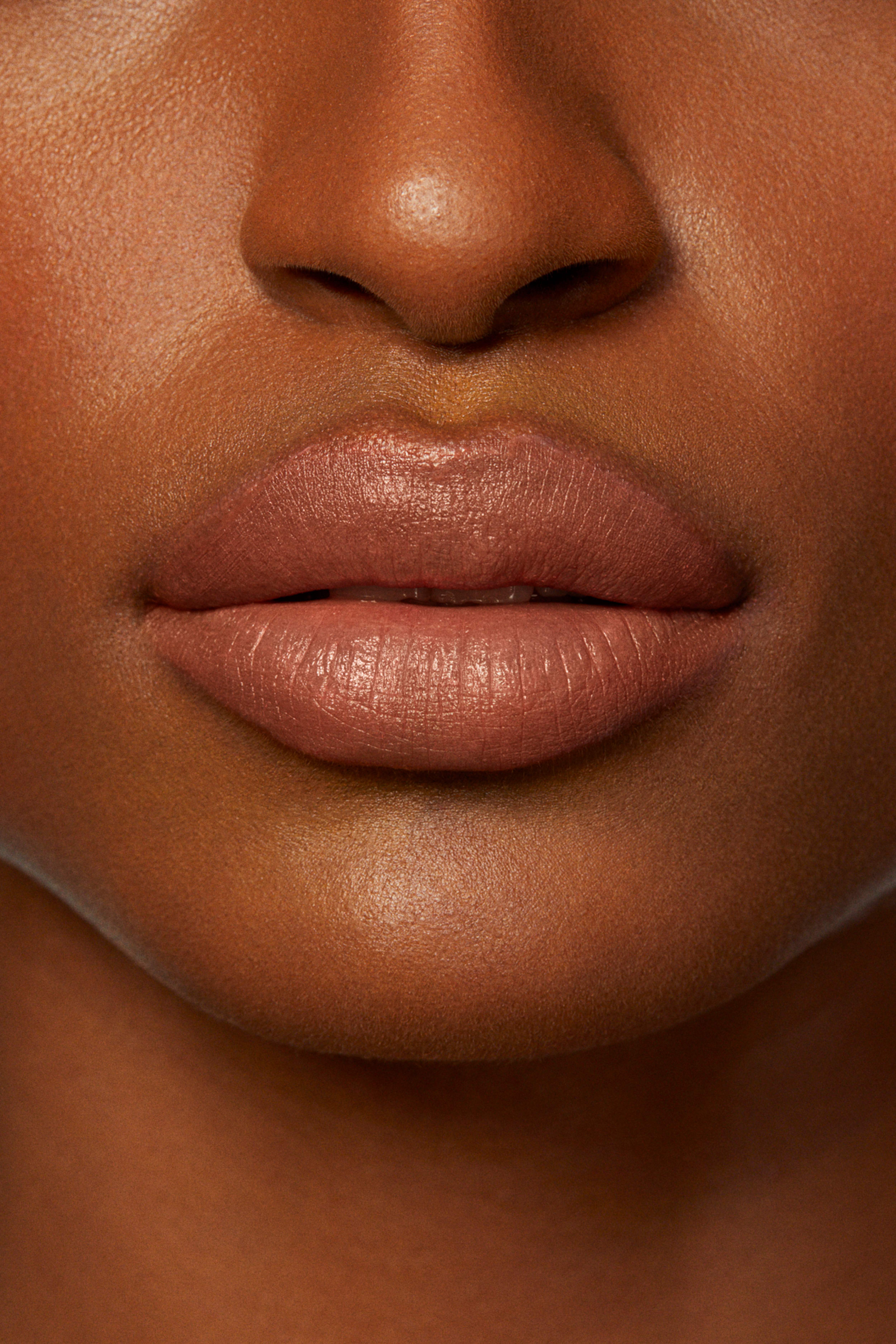 Rouge Essentiel Silky Creme Lipstick • Brun Pale
