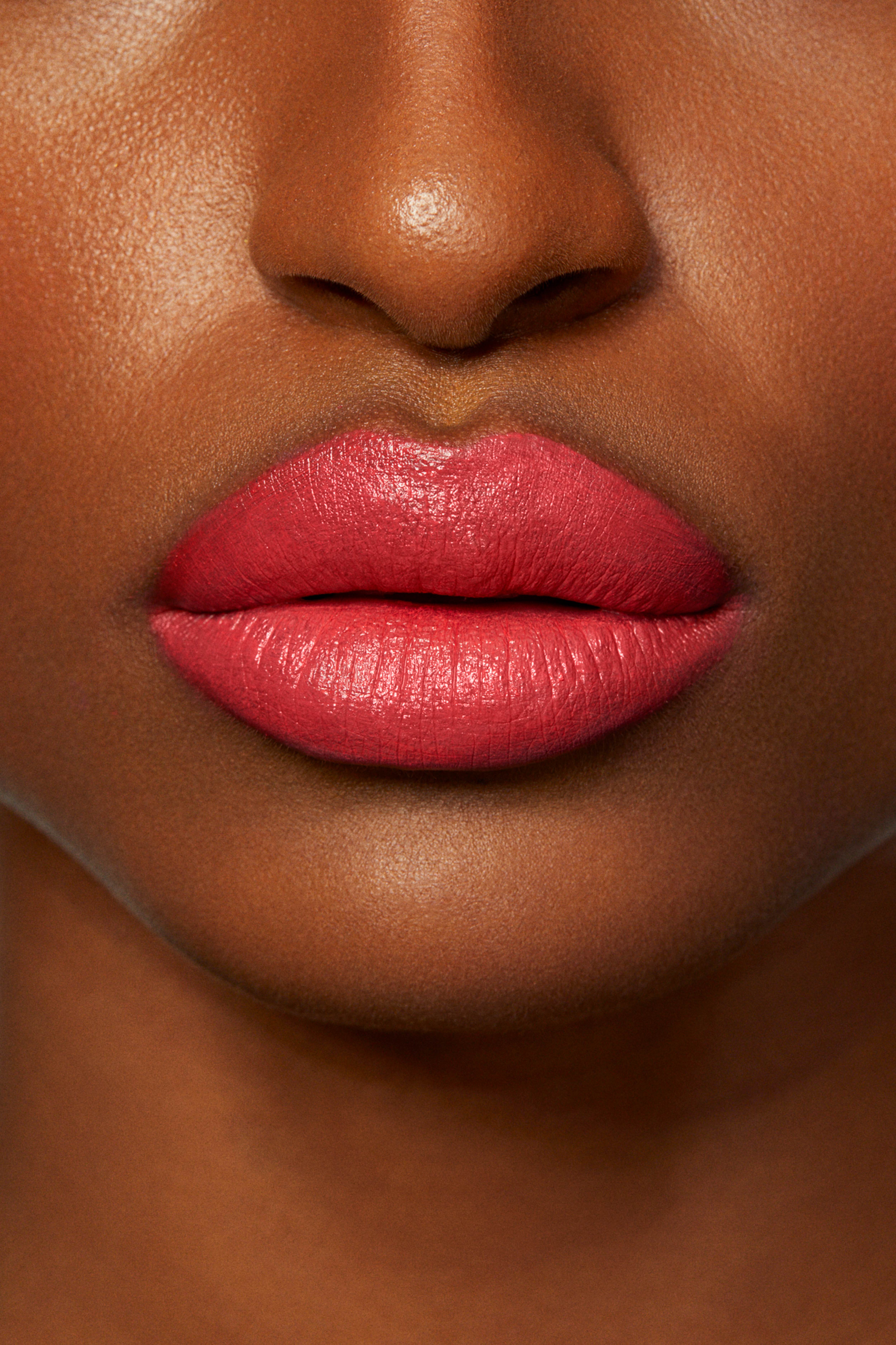 Rouge Essentiel Silky Creme Lipstick • L'Orange