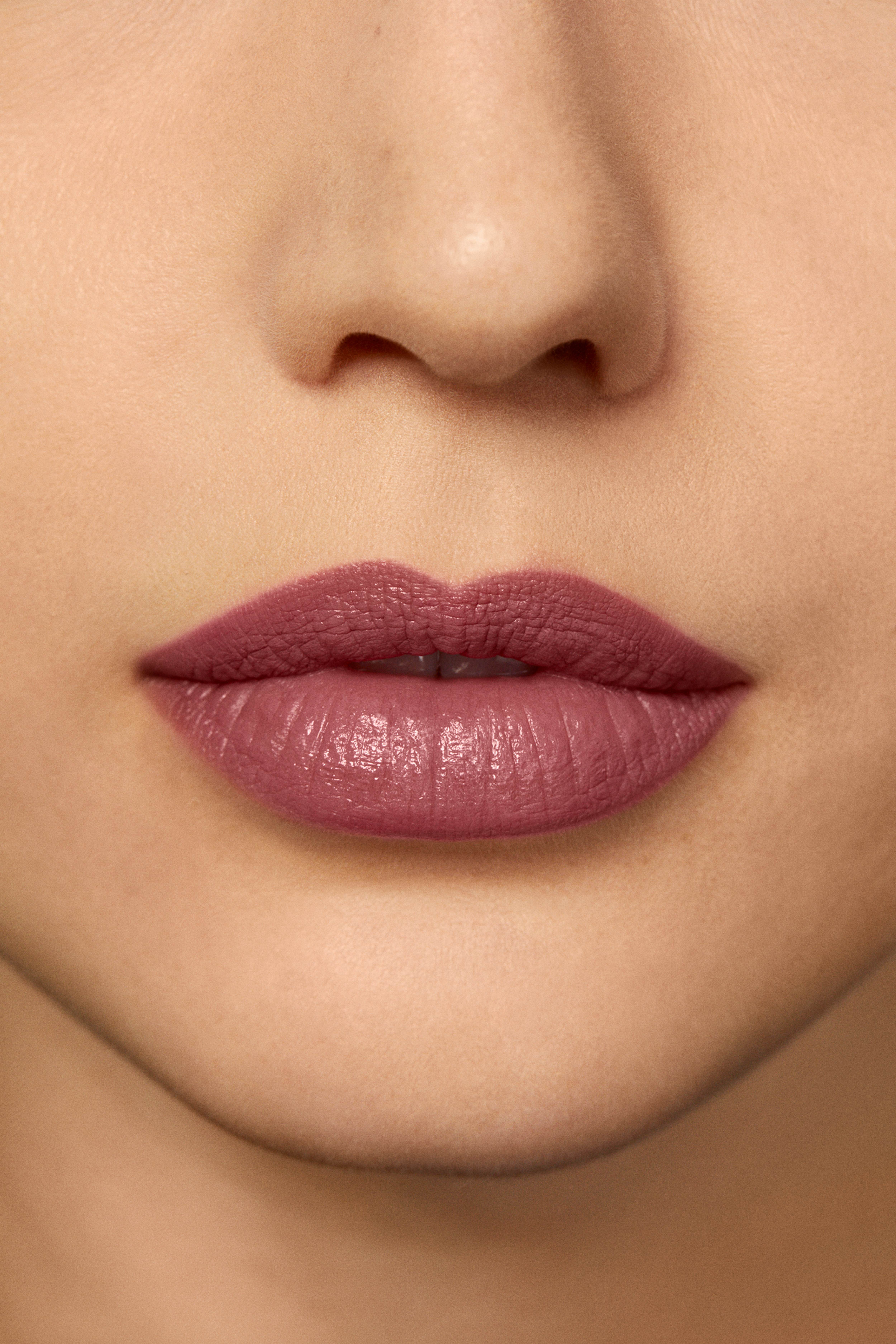 Rouge Essentiel Silky Creme Lipstick • Mauve Merveilleux