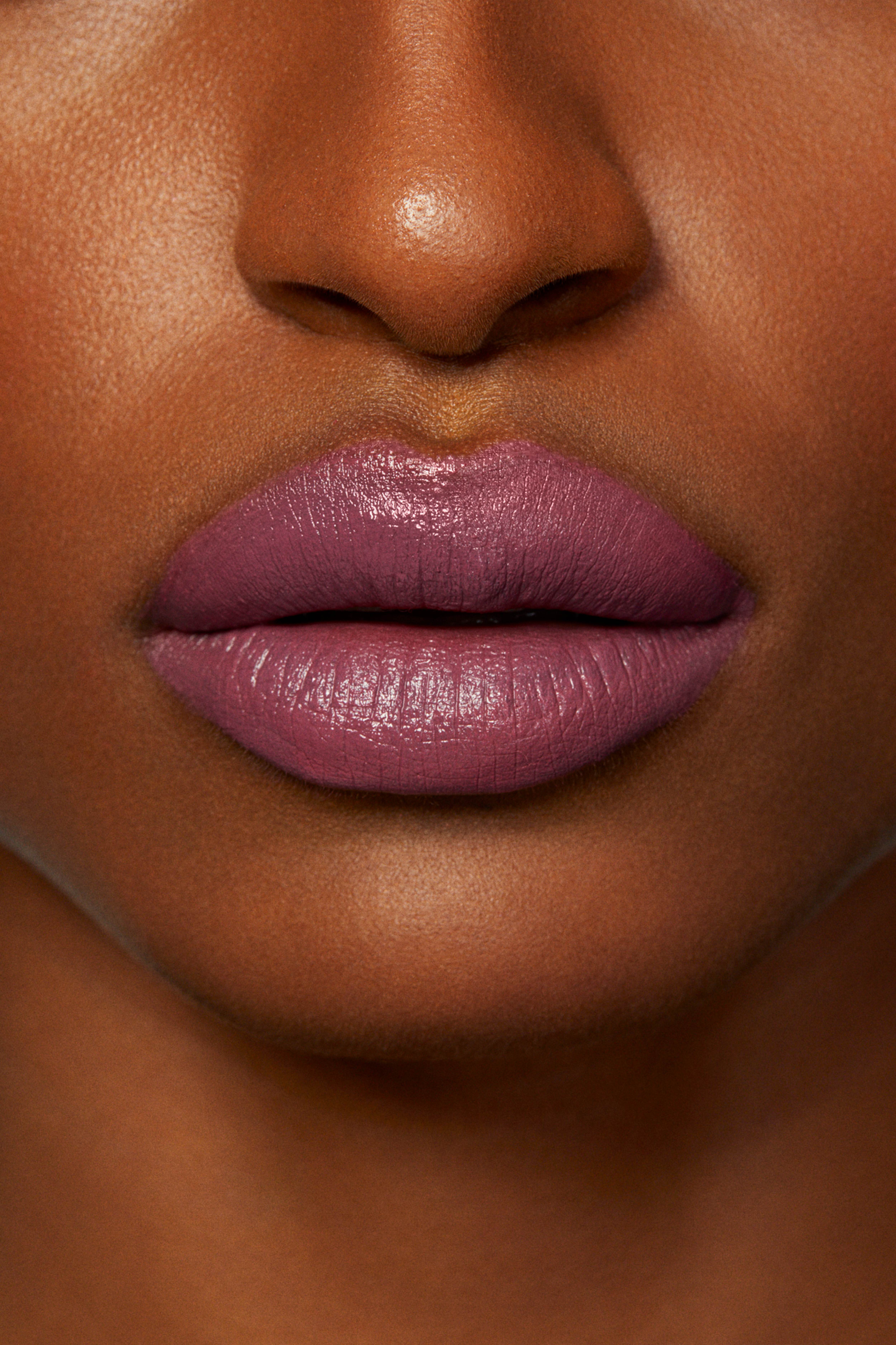 Rouge Essentiel Silky Creme Lipstick • Mauve Merveilleux
