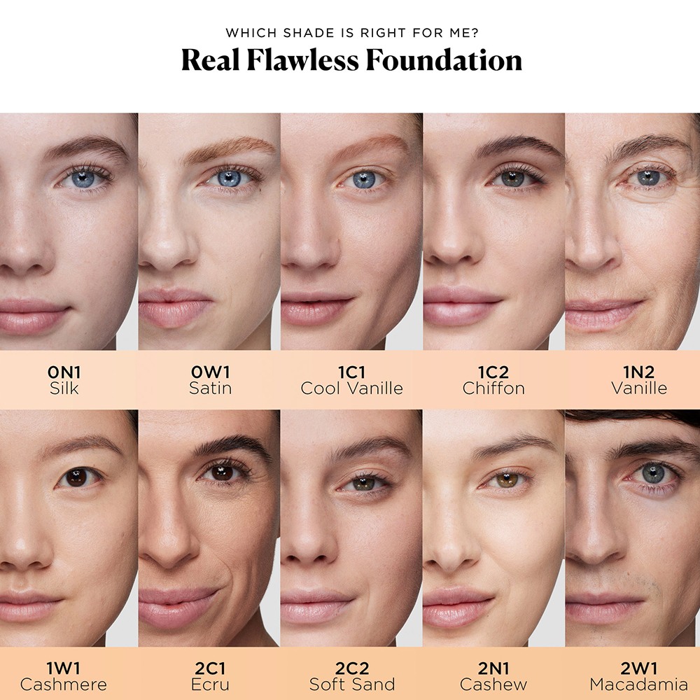 Real Flawless Weightless Perfecting Foundation • 2C2 Soft Sand​