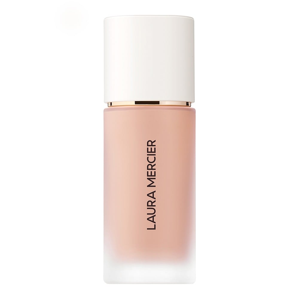 Real Flawless Weightless Perfecting Foundation • 2C2 Soft Sand​