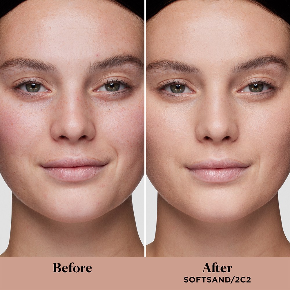 Real Flawless Weightless Perfecting Foundation • 2C2 Soft Sand​