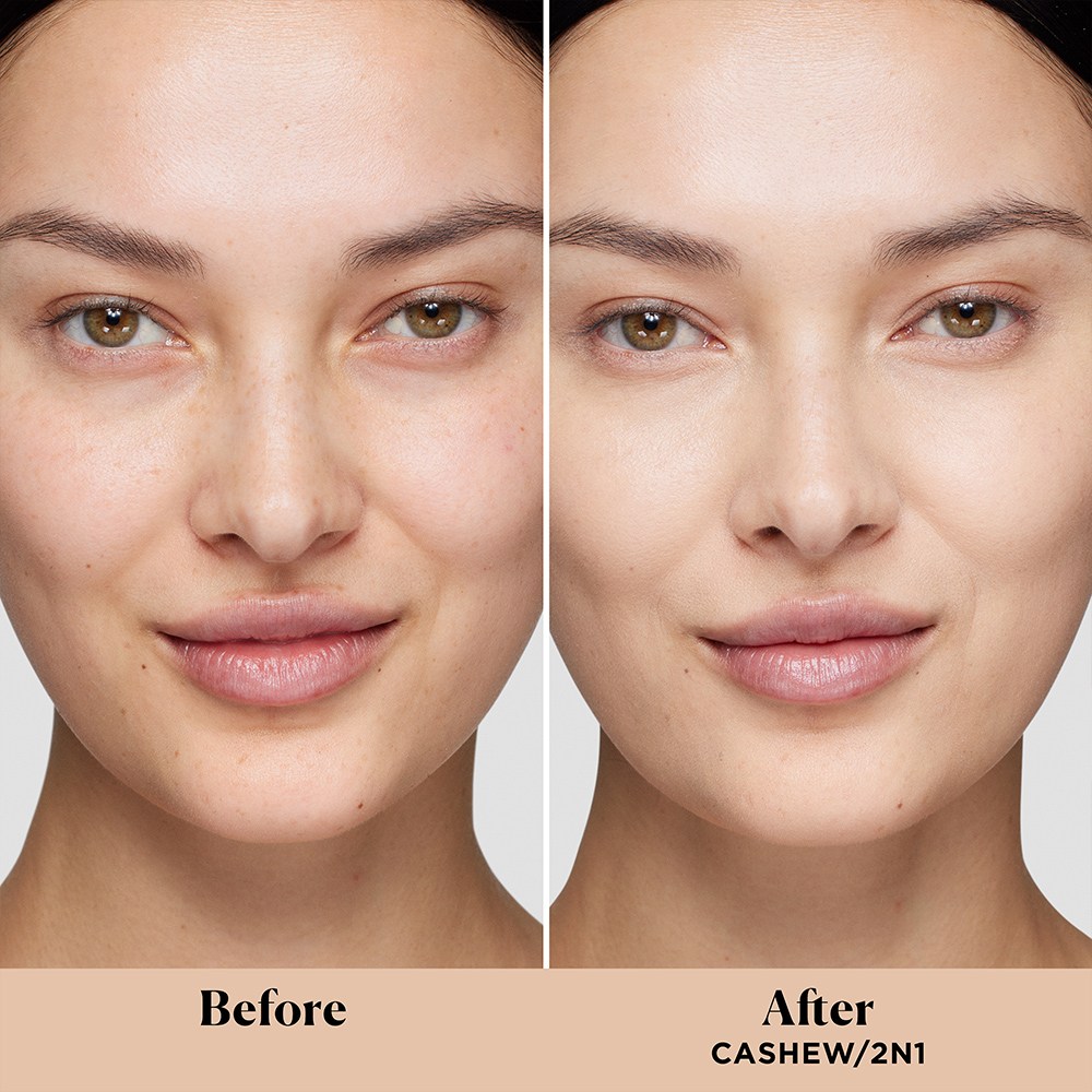 Real Flawless Weightless Perfecting Foundation • 2N1 Cashew