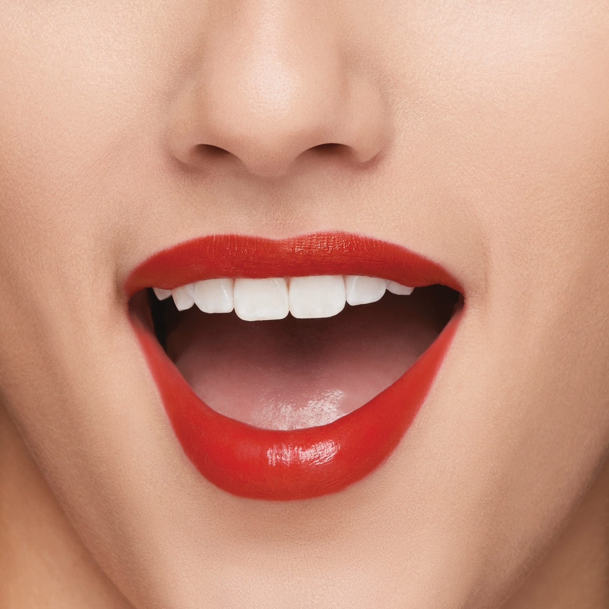Techno Satin Gel Lipstick 416 Red Shift • 416 - Red Shift