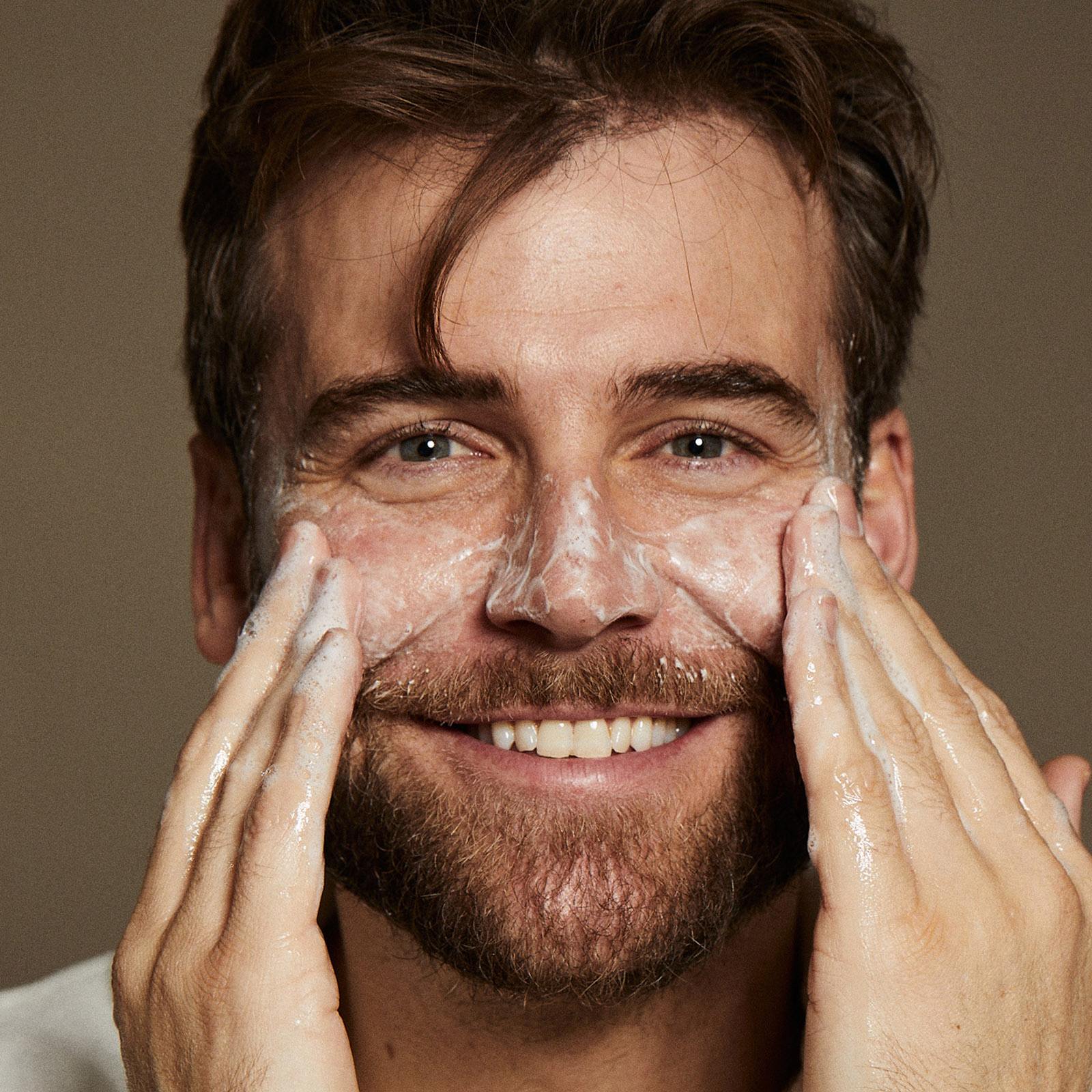 Daily Face Wash • 150gm