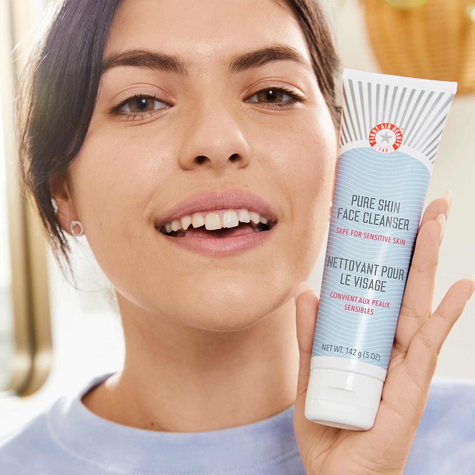 Pure Skin Face Cleanser • 142g