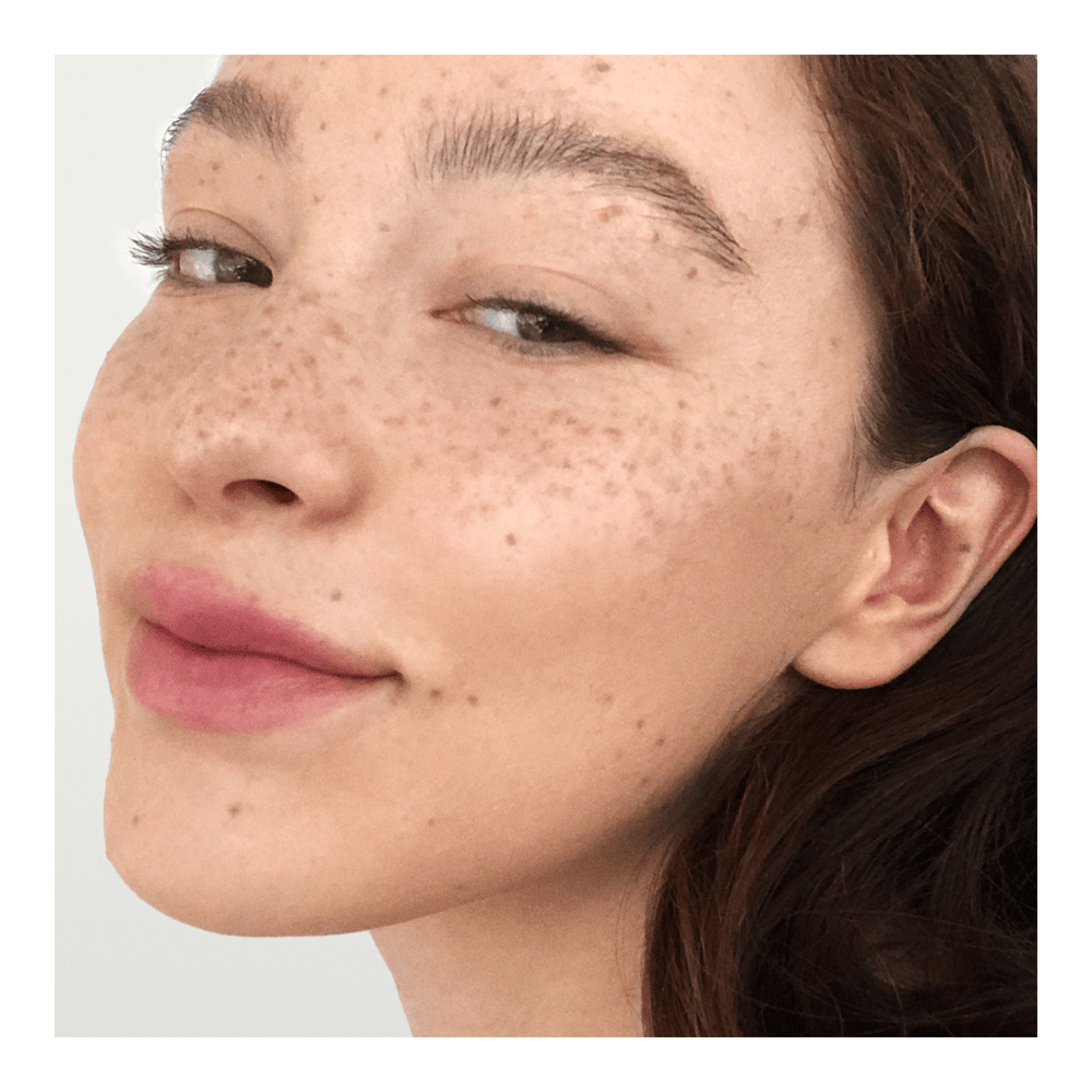 Liquid Touch Weightless Foundation • 200C