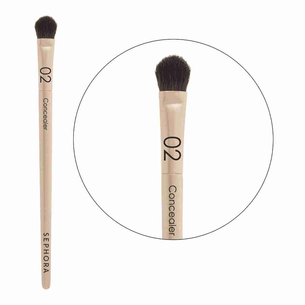 Classic Concealer Brush 02