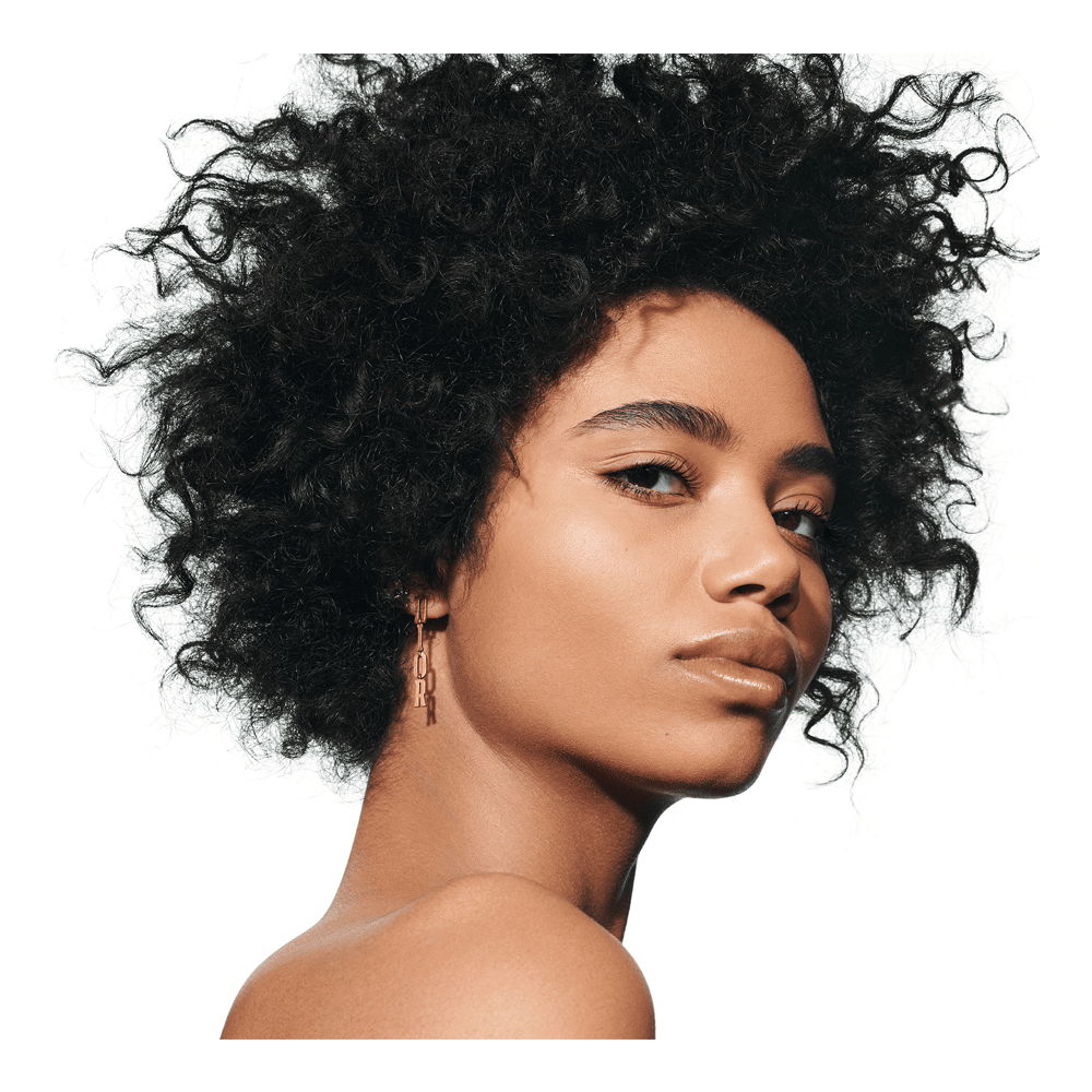 Backstage Face & Body Foundation • 4 Warm Peach