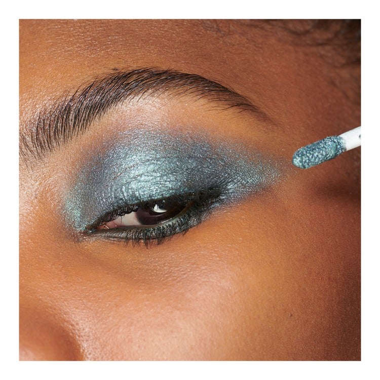 12H Intensity + Comfort Care Liquid Eyeshadow • 04 Galactic Clay