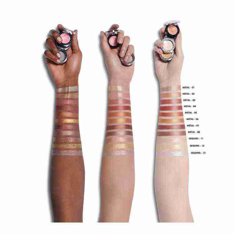 Colorful Magnetic Eyeshadow • 30 Touch Of Silk (Metal Effect)