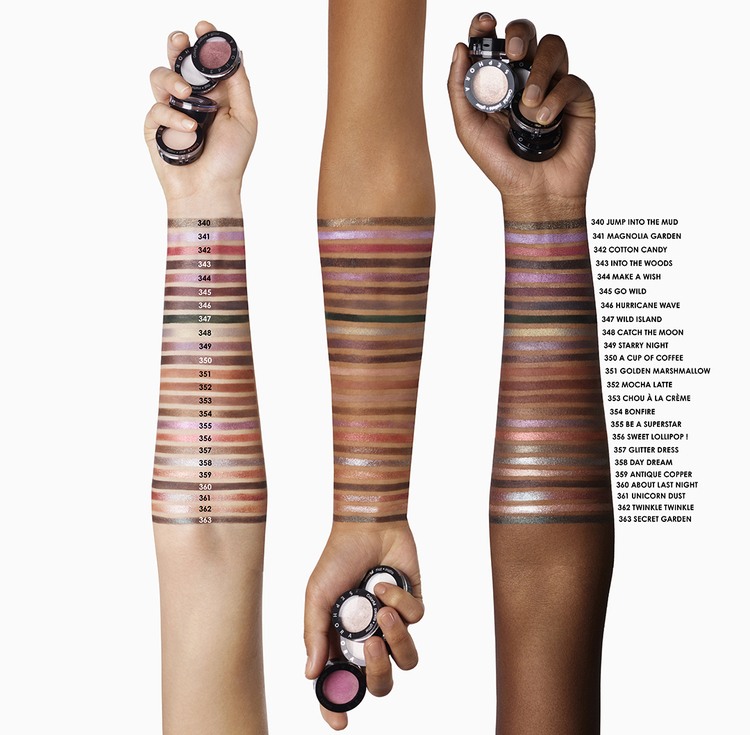 Colorful Eyeshadow Mono • 375 Semi-Sweet Chocolate (Shimmer)