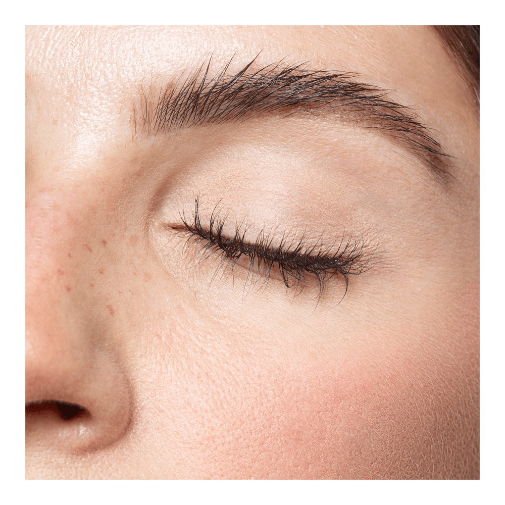 Magnetic Matte Eye Color • Moon
