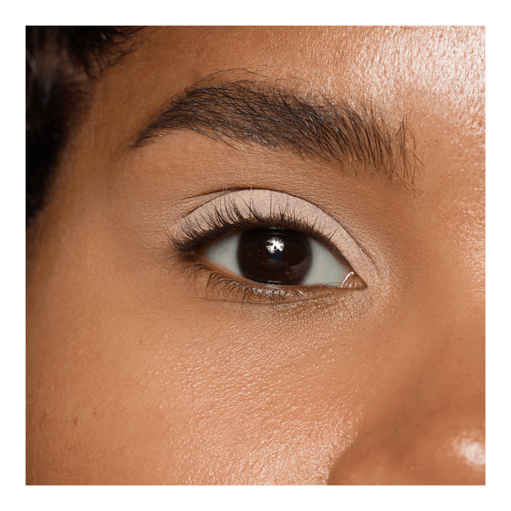 Magnetic Matte Eye Color • Moon