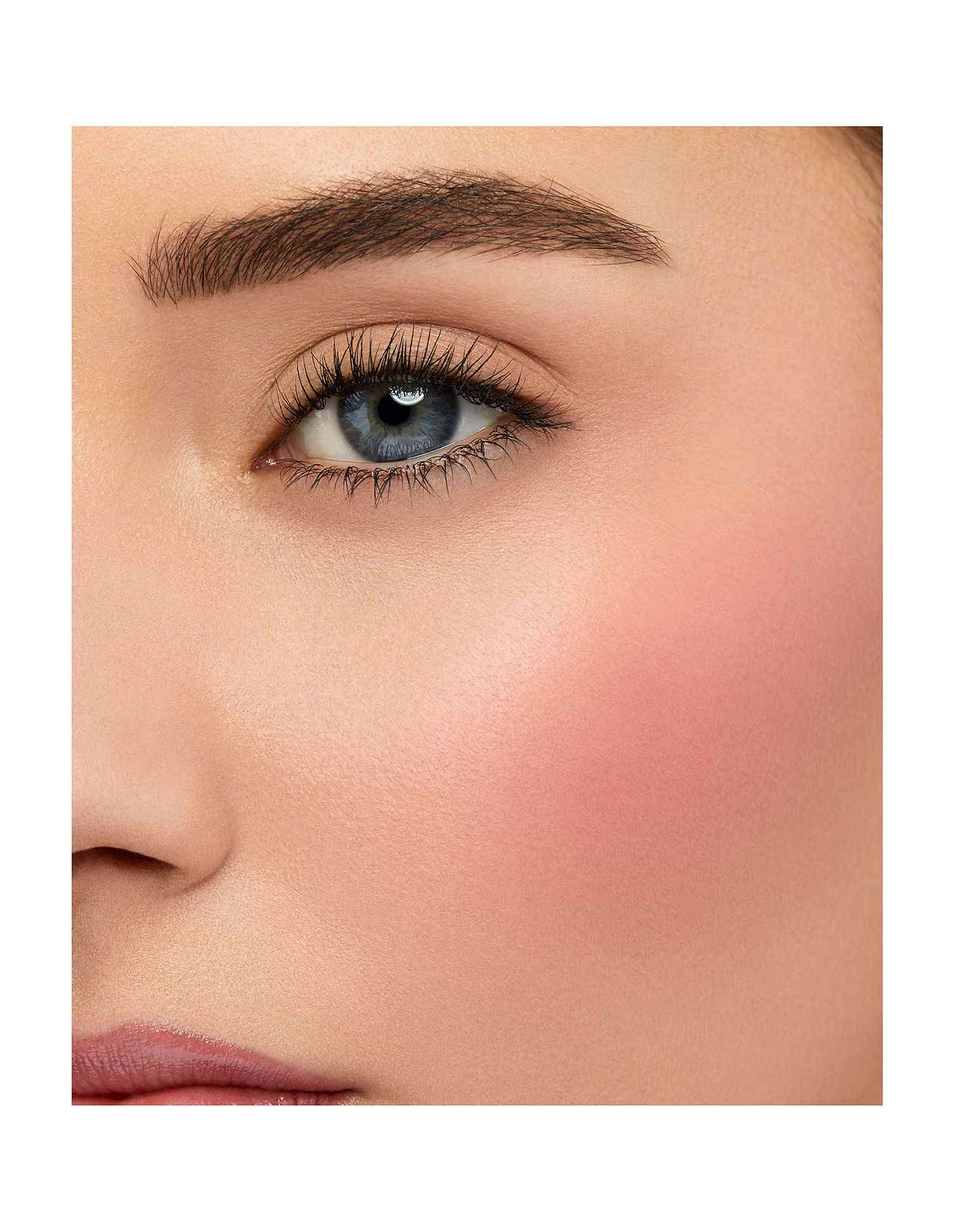 Blush • Amour