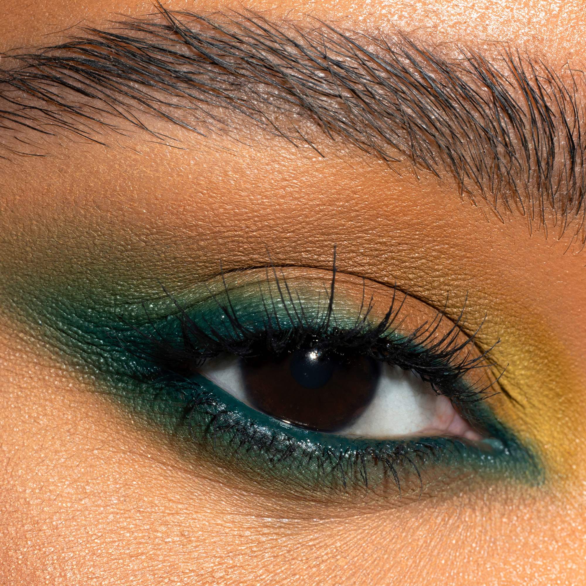 Macro Tech Eye Crayon • Willow