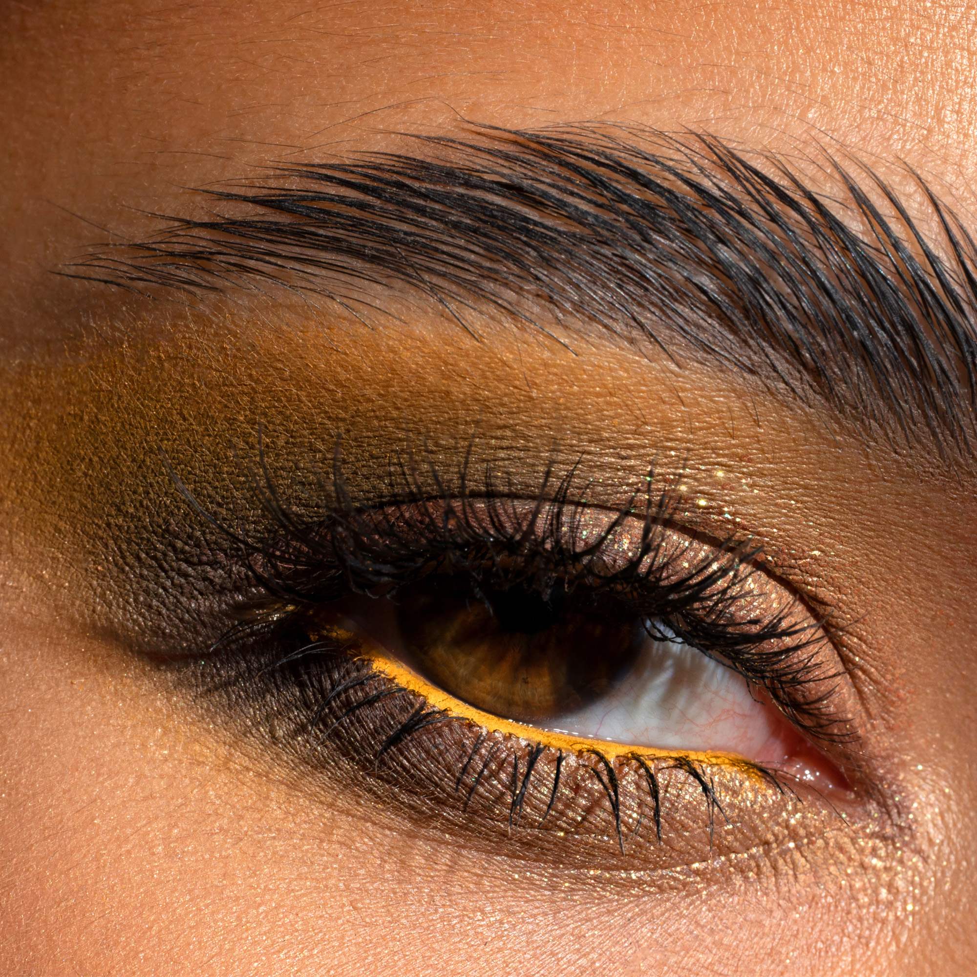 Macro Tech Eye Crayon  • Fushi