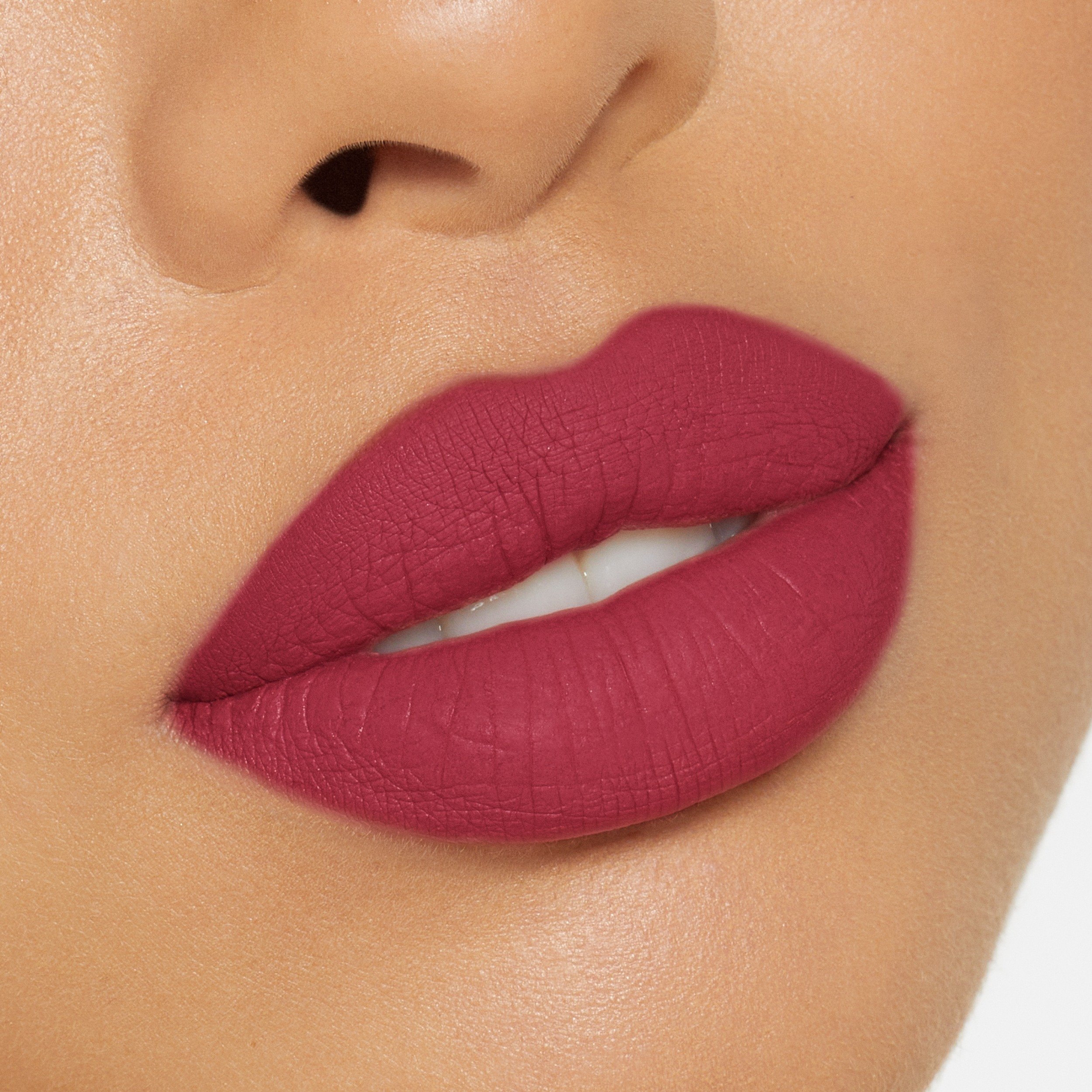 2 PC Matte Lip Kit • Extraordinary