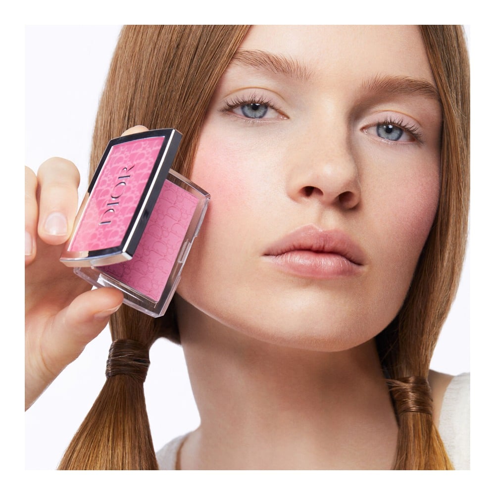 Backstage Rosy Glow • 4 Coral