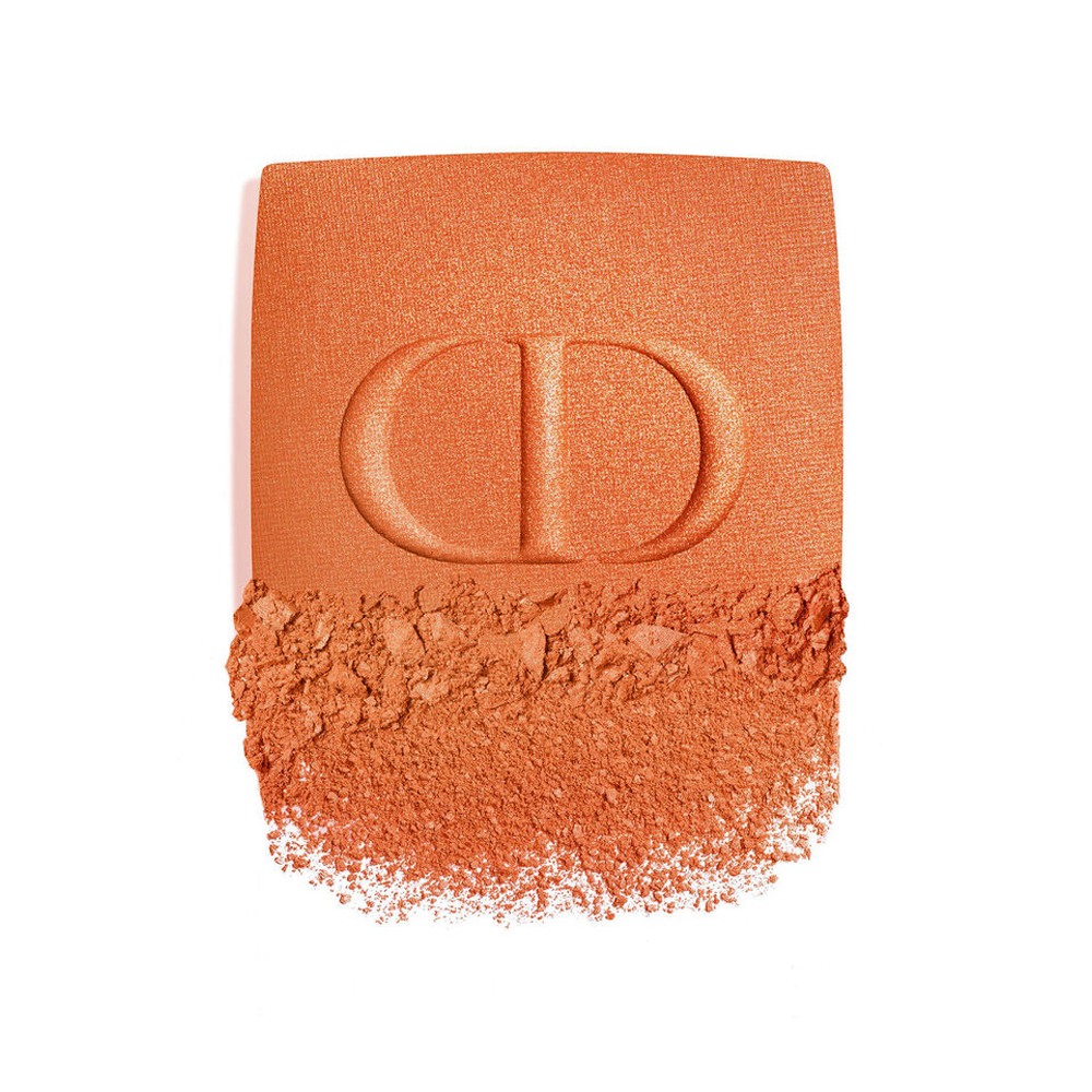 Rouge Blush • 643 Satin